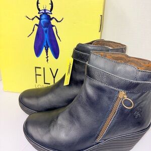 NWT Fly London Boots 40